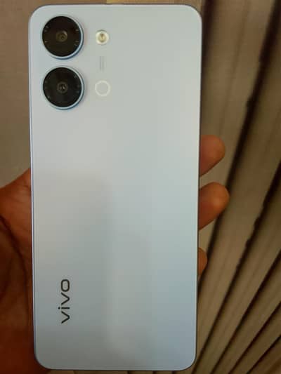 vivo y 05 4/128 all okay 10/10 only 5 days use