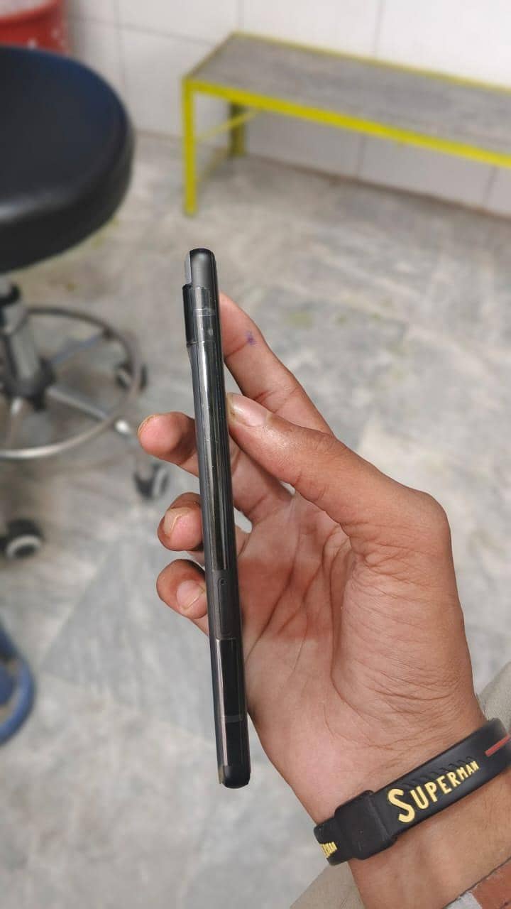 Google Pixel 6a 1