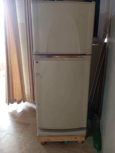 Dawlance fridge in 10/10