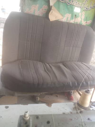 Corolla 1996 back seats available