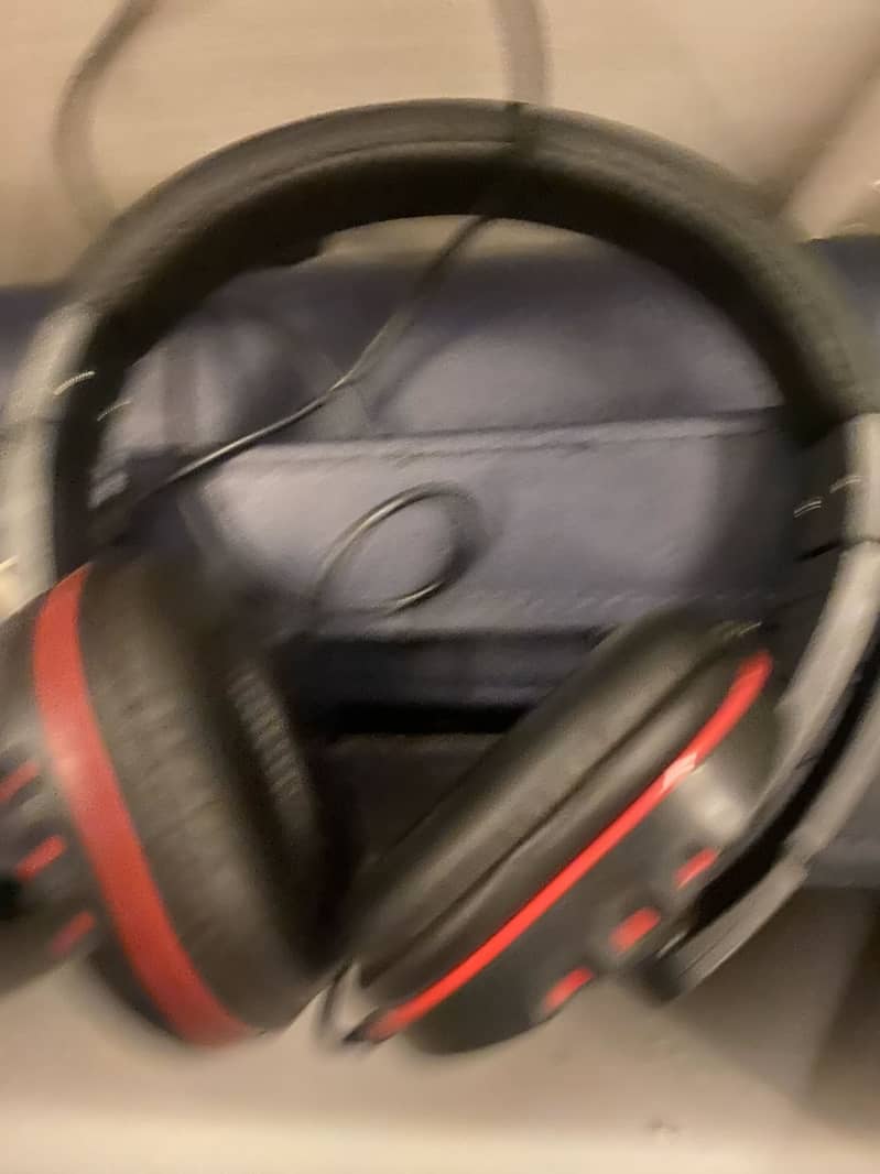 Headphone 0