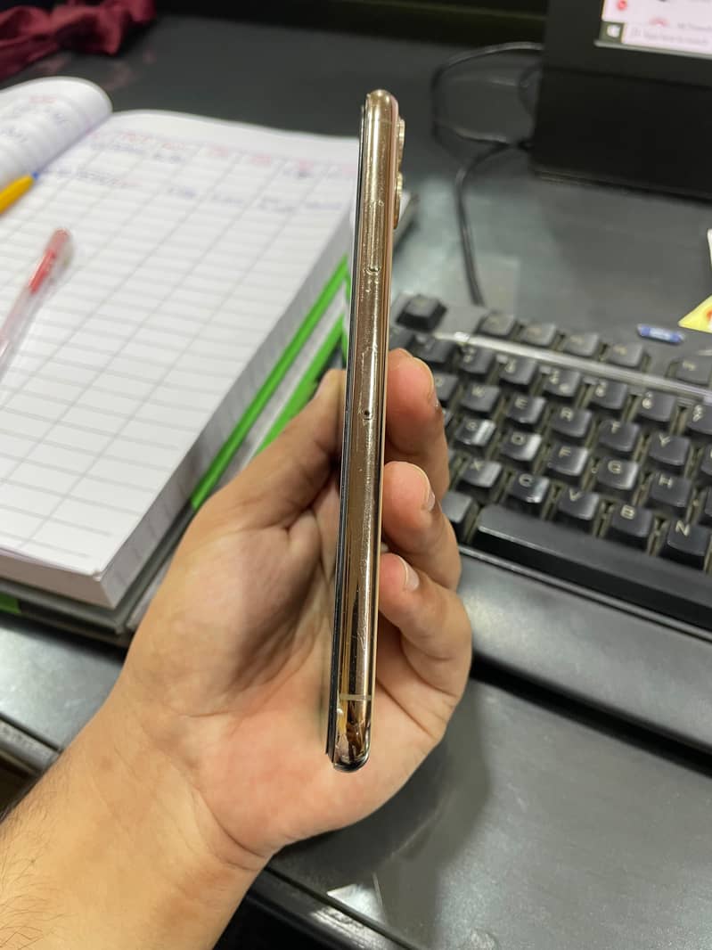 Iphone 11 Pro Max 5