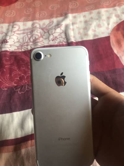 Apple iPhone 7 (128 GB) PTA approved
