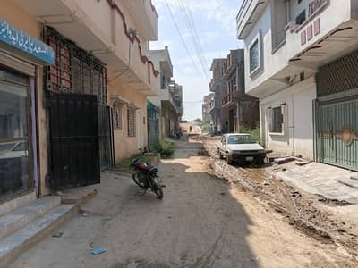 selling my own plot in Royal City Jhangi Syedan, wide concrete street