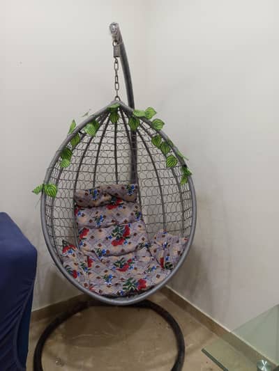 swing chair new condition