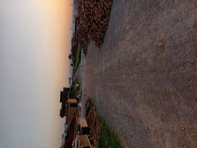 Beautiful Location Plot For In G-14/2