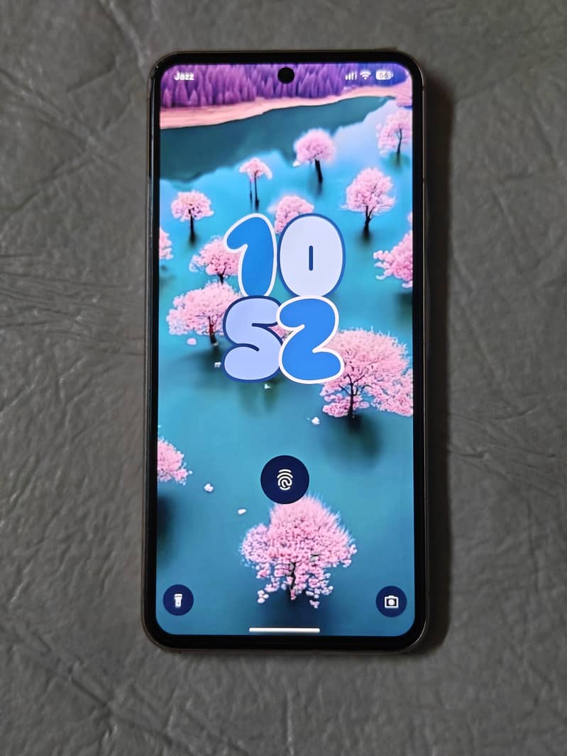 Google Pixel 8 6