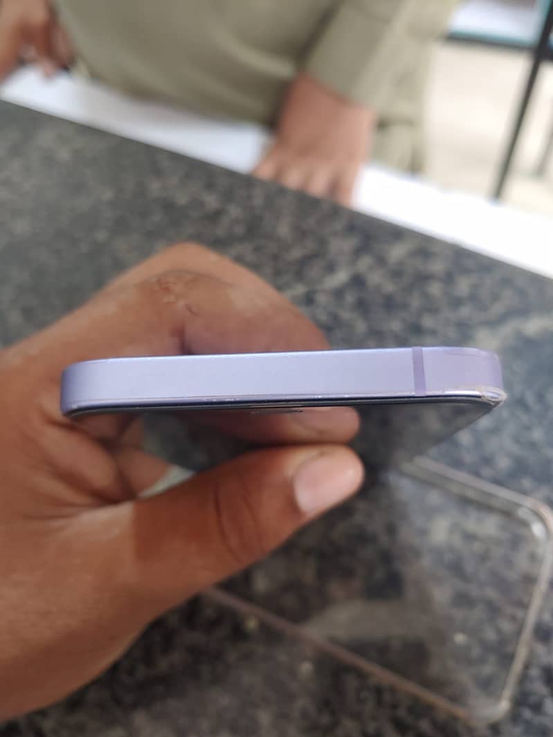 Apple iPhone 12 2