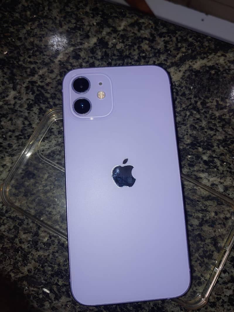 Apple iPhone 12 3