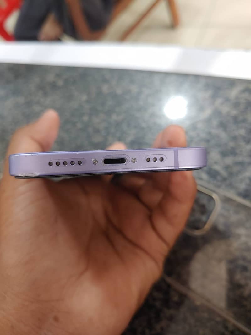 Apple iPhone 12 5