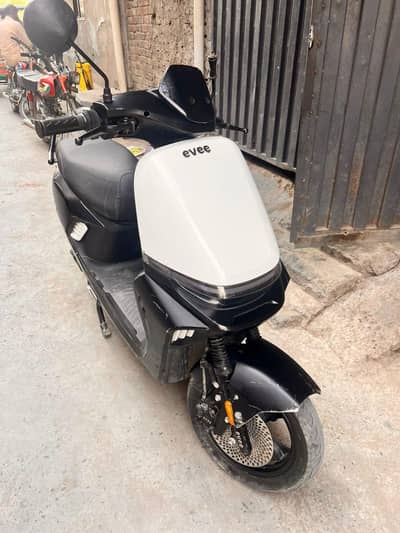 Evee S1 2025 model good condition