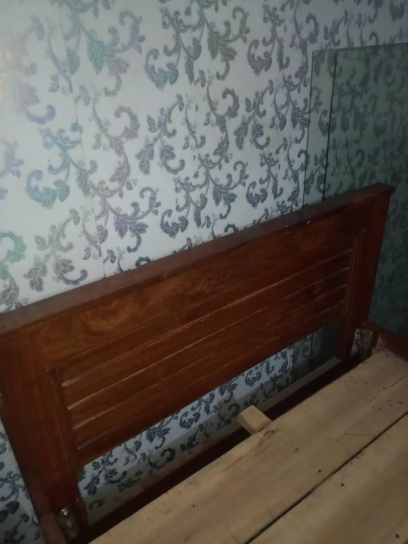 2 single beds 1