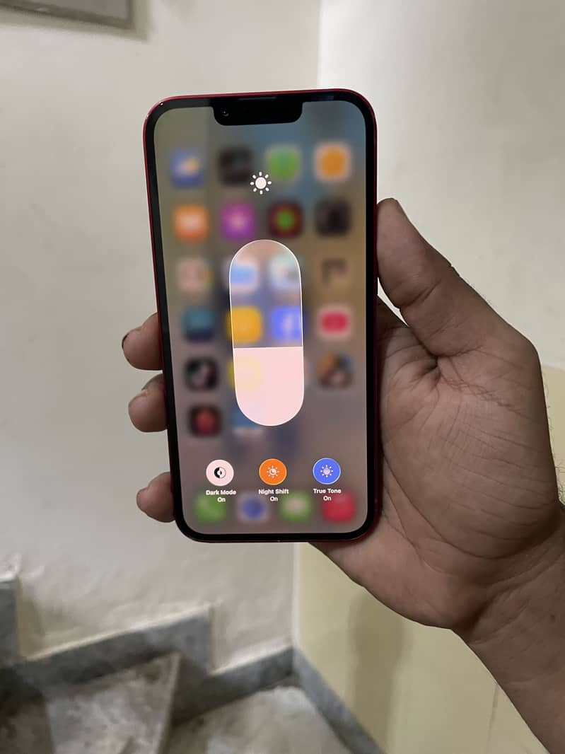 Apple iPhone 13 1