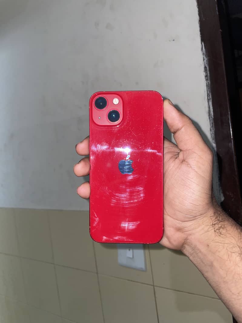 Apple iPhone 13 8
