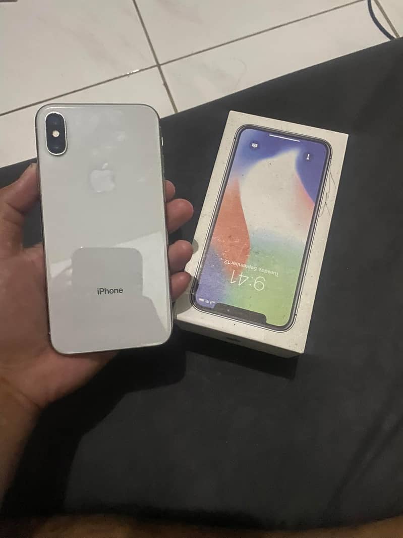 Apple iPhone X 3