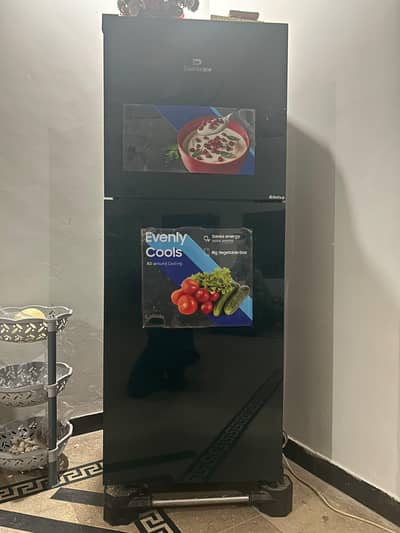 condition 10 /10 . . . . not to much used dawlance fridge