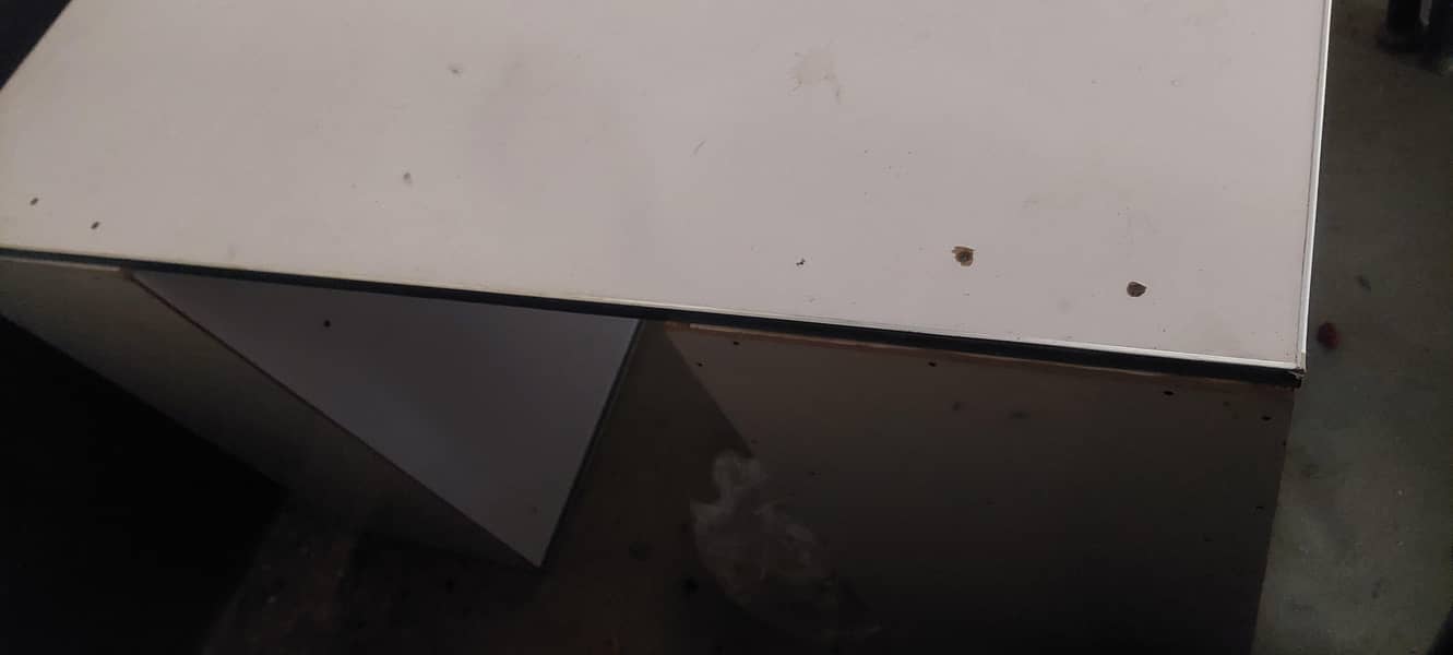 Computer Table 2