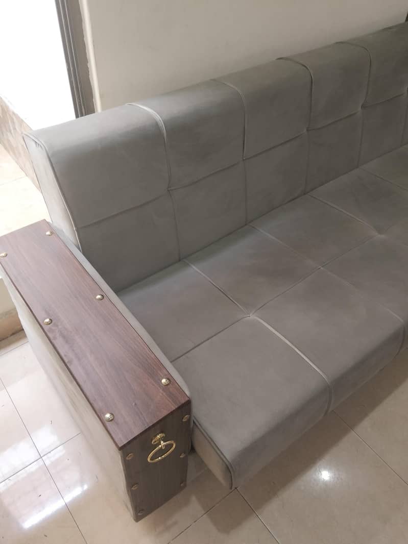 sofa cum bed 0