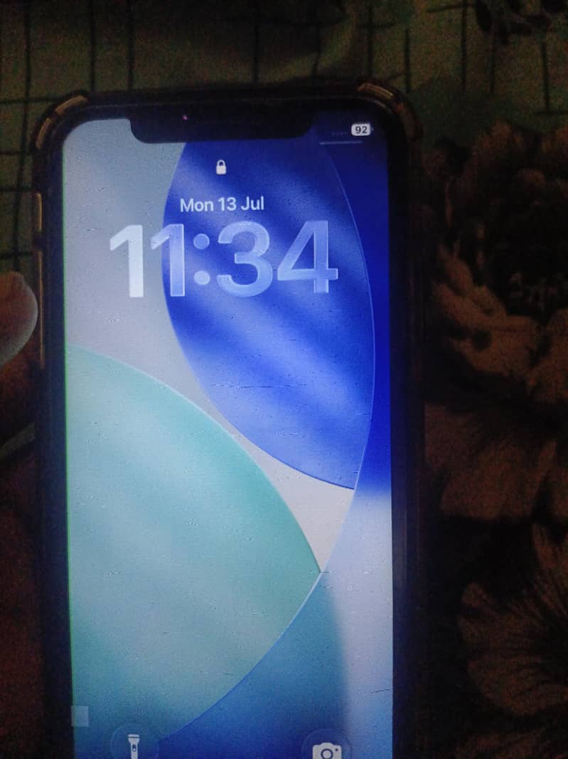 Apple iPhone 11 0