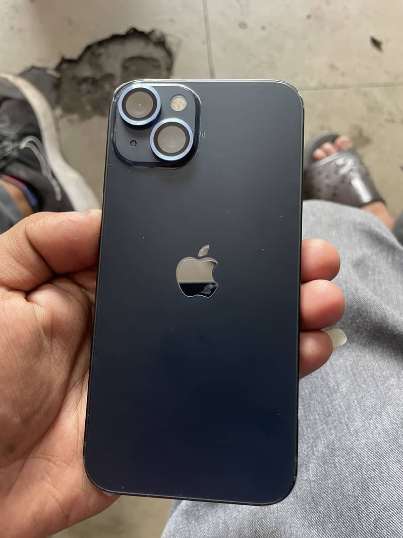 Apple iPhone 13 3