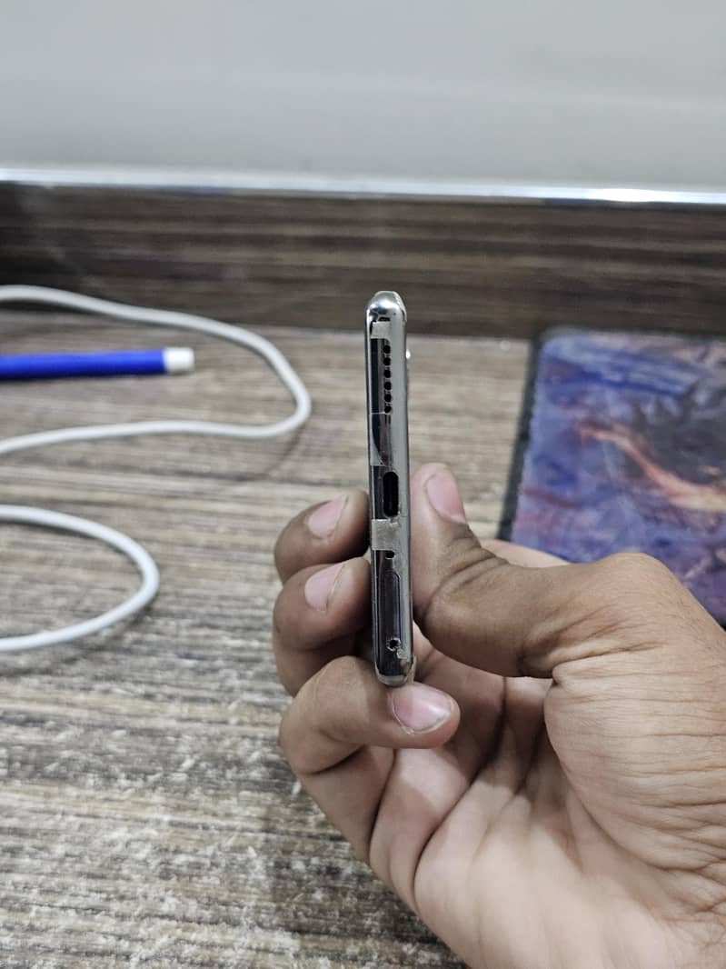 Tecno CAMON 40 Pro 5