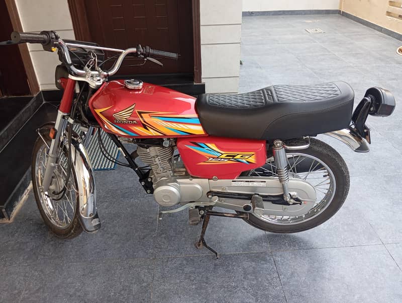 Cg 125 model 2025/26 3