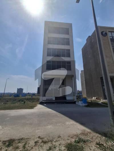 DHA Phase 8 Block W CCA2 4 Marla New Plaza Rental Value 4 Lac, Price 12.50 Crore