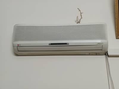 LG 1 Ton Non-Inverter Split AC