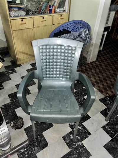 Plastic Chairs Good Condition
