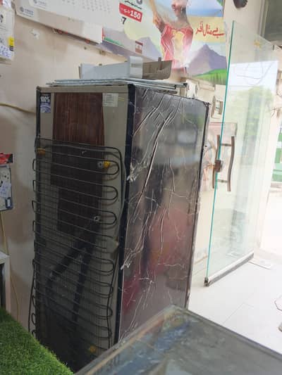 Dawlance refrigerator medium double door for sale