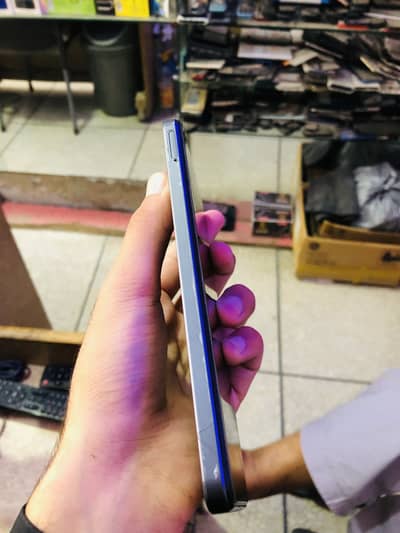 Realme Note 70