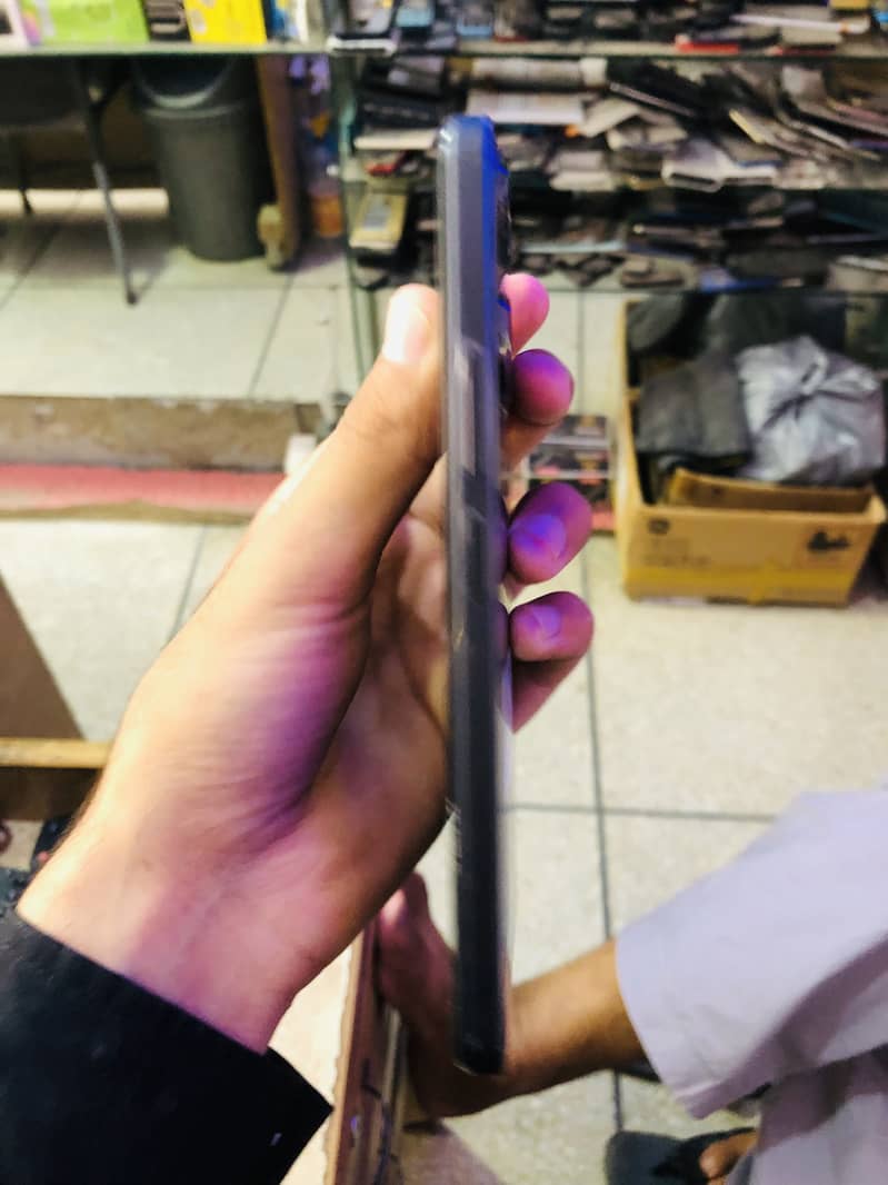 Realme Note 70 4