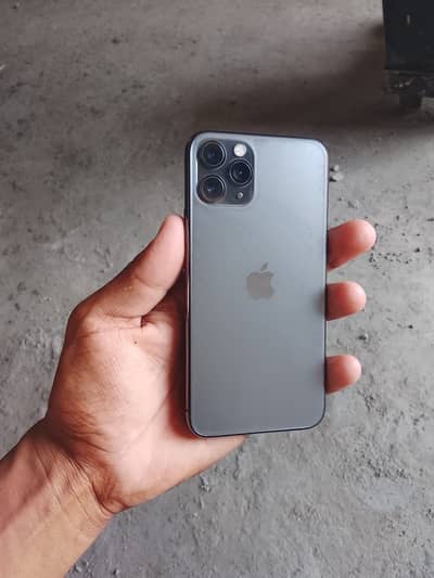 Iphone 11 pro nonpta 64gb10+9 Baki all okay Face ID to trone 