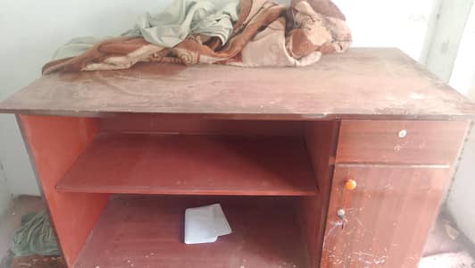 Counter table and cutting table