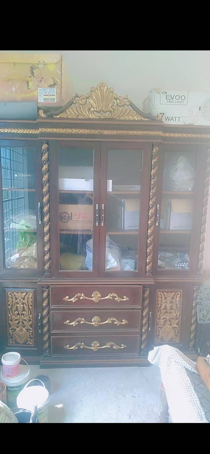 کالی ٹالی الماری گلاس پیینٹ چینیوٹی 0