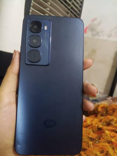 Itel City 100
