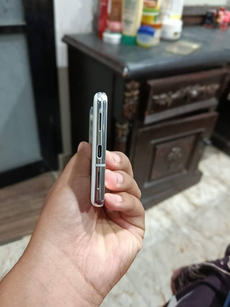 Google Pixel 7 Pro 2