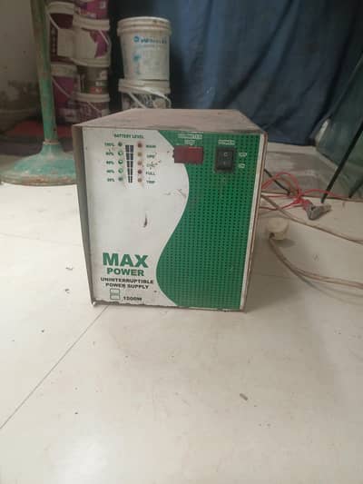 MAX POWER 1500W UPS