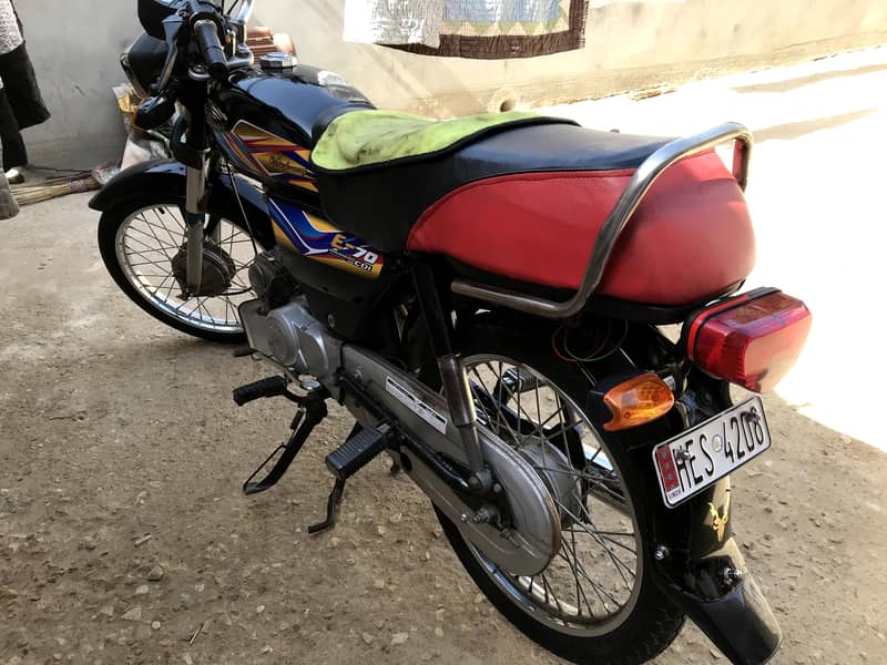 Express 2021 Model 0