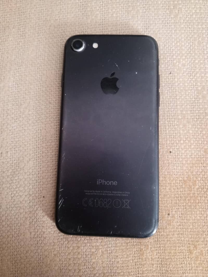 iPhone 7 3