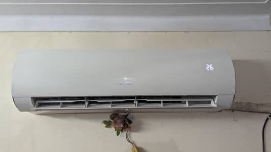 Gree 1.5 ton fairy model invertor