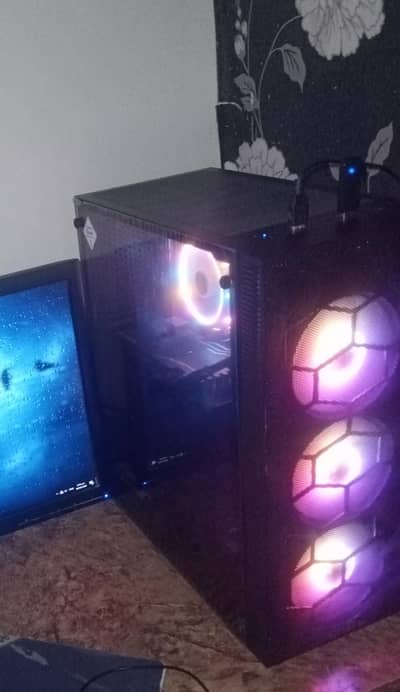 Gaming PC Ryzen 5 3600 GTX 1660 Super 16gb Ram nvme 128gb RGB Case