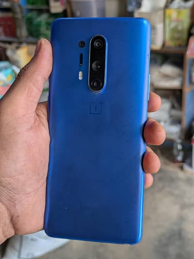 One Plus 8 Pro 12+12 / 256 GB With Orignal charger