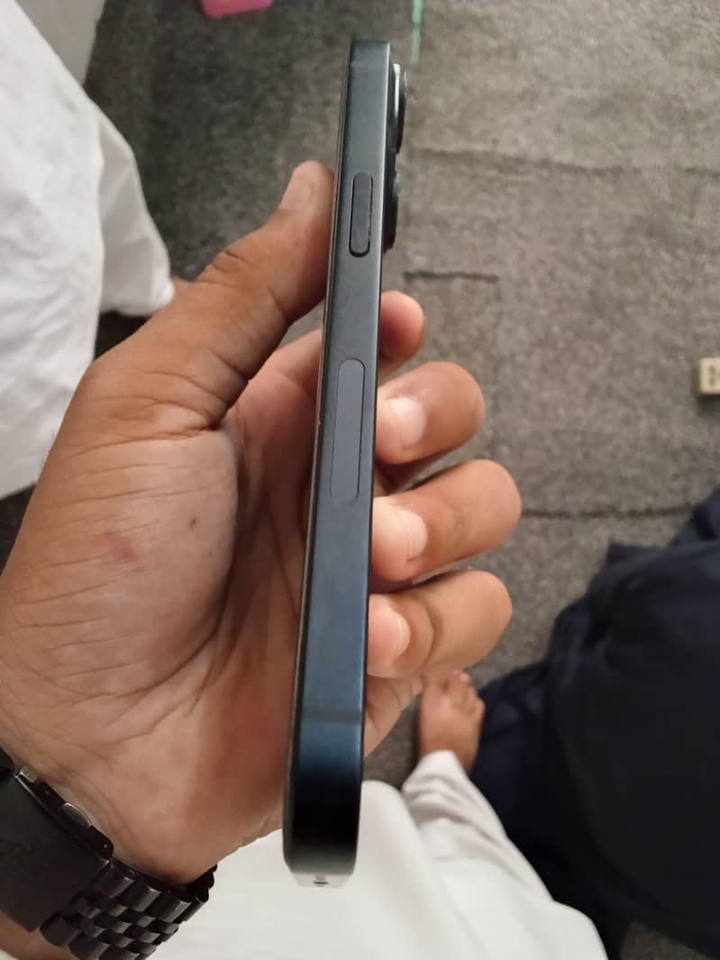 Apple iPhone 14 2
