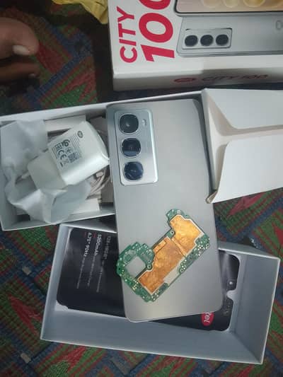 Itel City 100 6/128 all complete saman all original set ha 10by10
