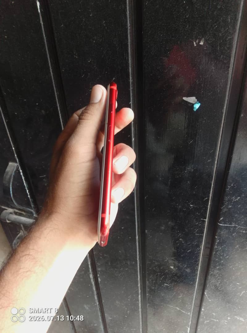 Apple iPhone 7 1