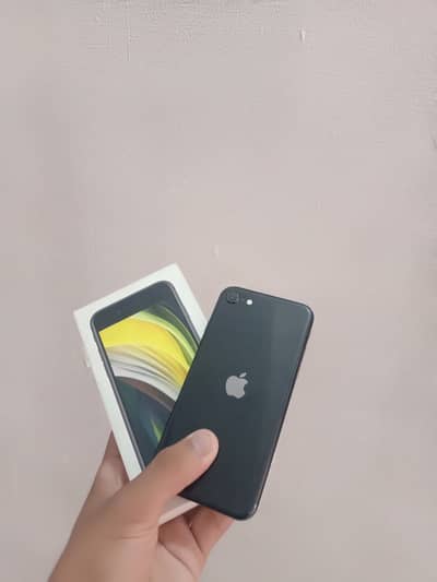 Apple iPhone SE