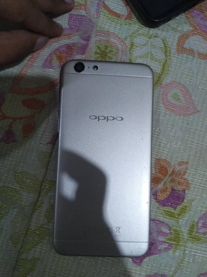 OPPO A57 3