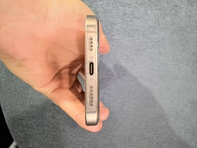Iphone 16 pro max (03000025251)