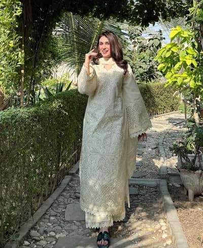 Butter Beige - women's Stitched Lawn Cotton Embroidered Suit